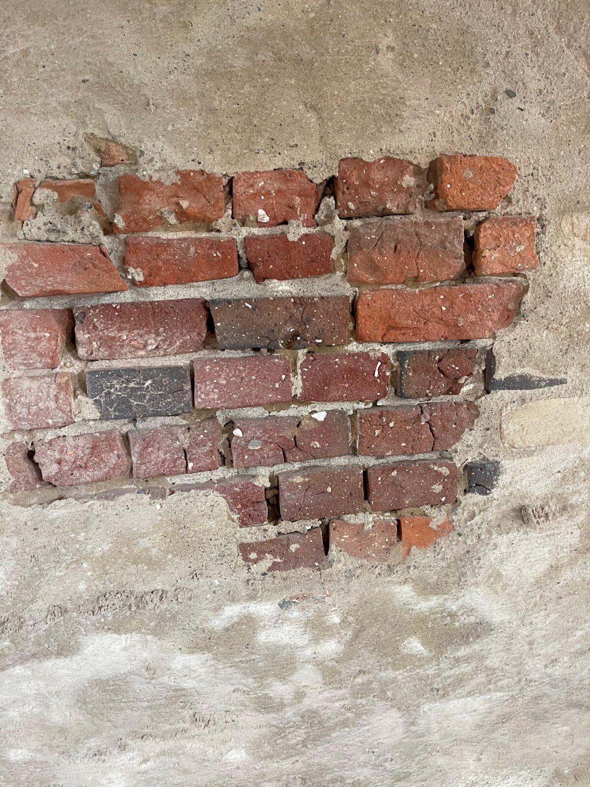 Mauerwerk und Naturstein fachgerecht bearbeiten